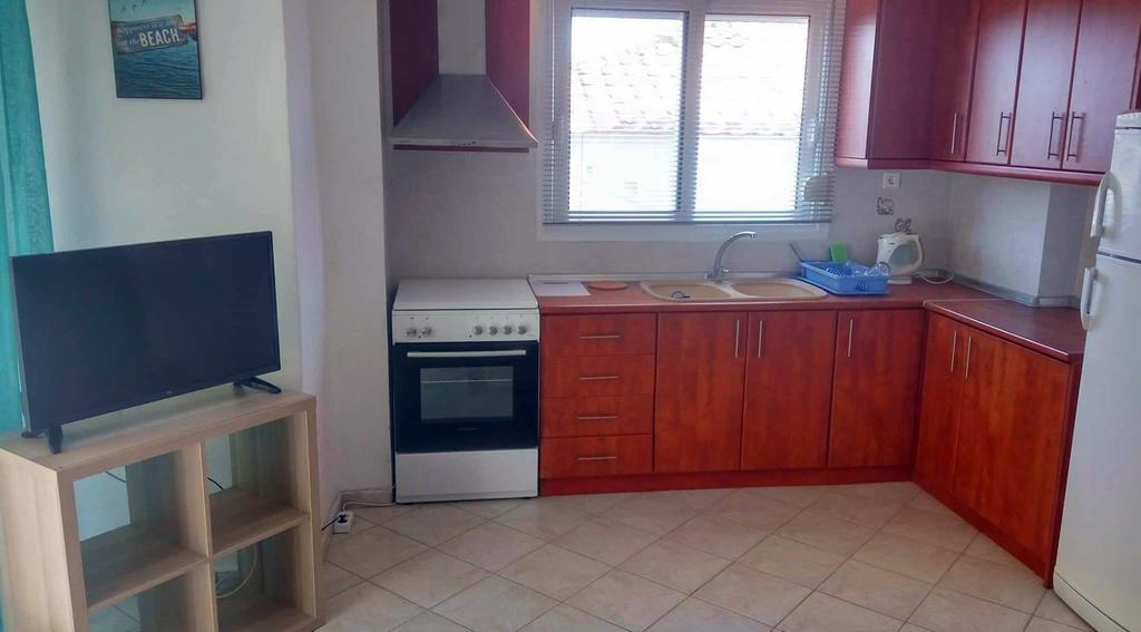 Roses Rt Apartments Skioni I ネア・スキオニ エクステリア 写真
