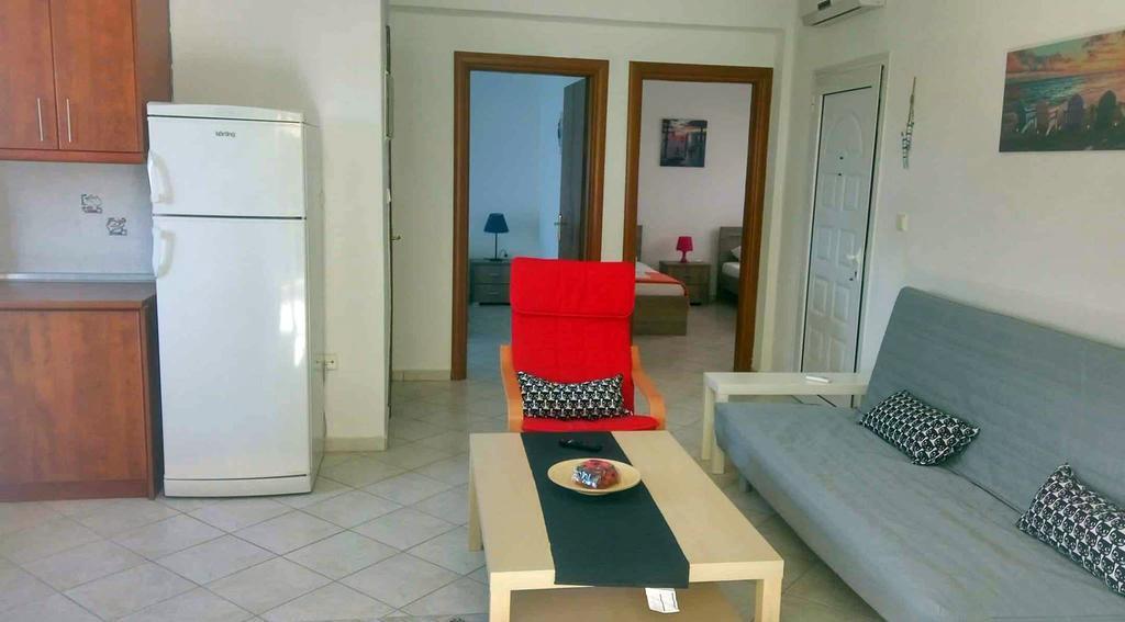 Roses Rt Apartments Skioni I ネア・スキオニ エクステリア 写真
