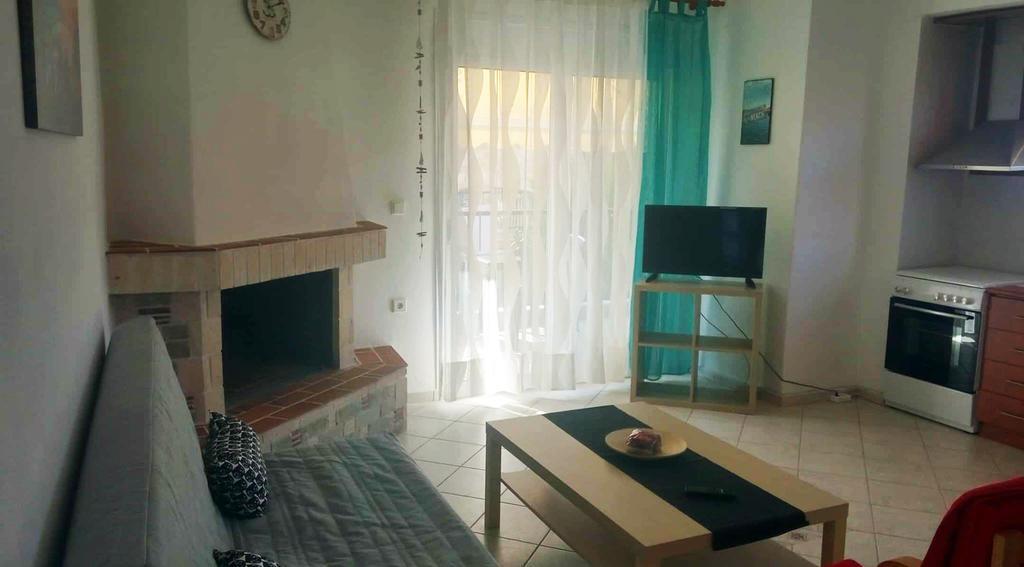 Roses Rt Apartments Skioni I ネア・スキオニ エクステリア 写真
