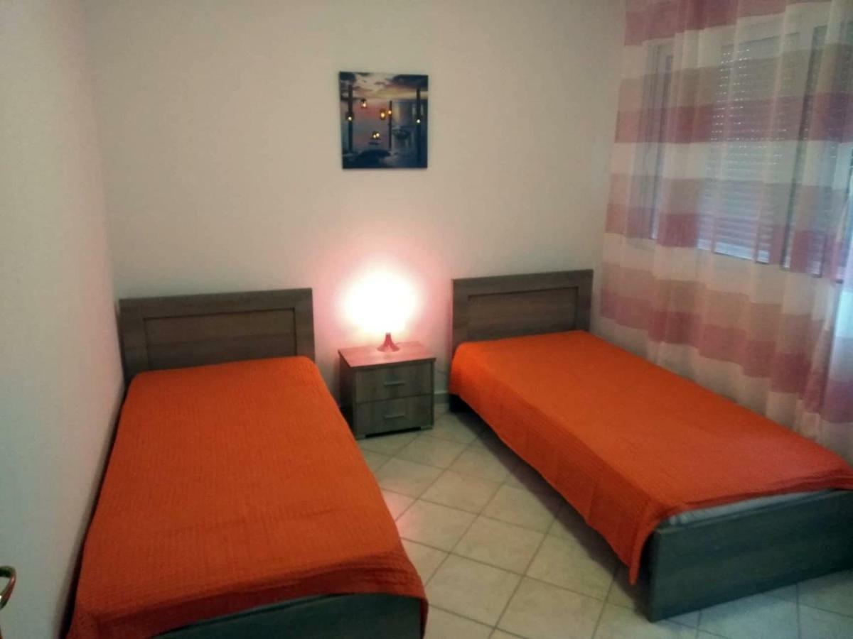 Roses Rt Apartments Skioni I ネア・スキオニ エクステリア 写真